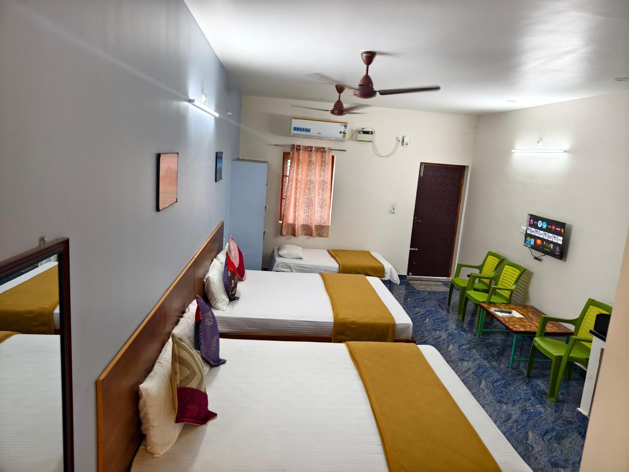 Rpm Home Stay Tiruvannāmalai Eksteriør billede
