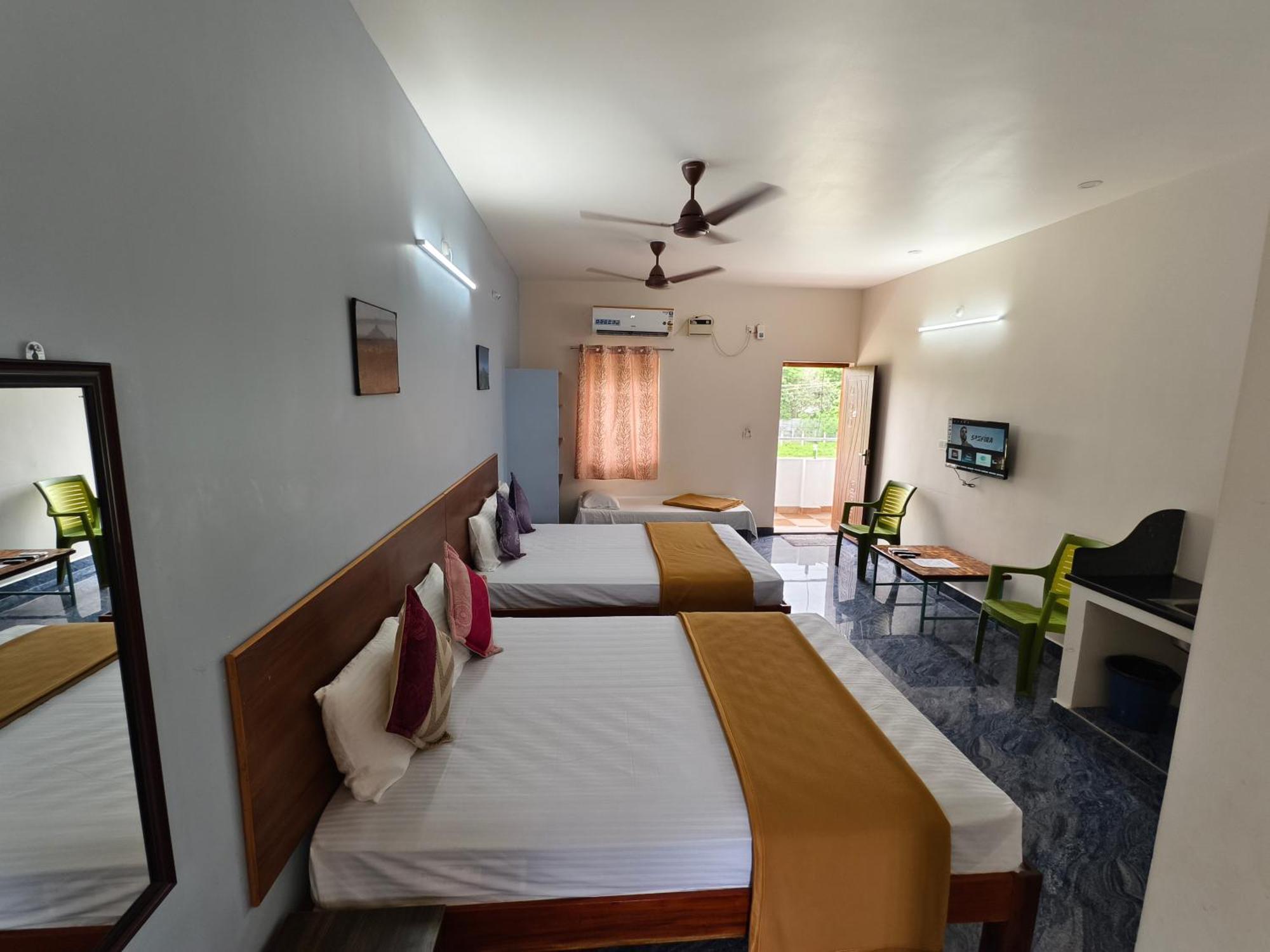Rpm Home Stay Tiruvannāmalai Eksteriør billede