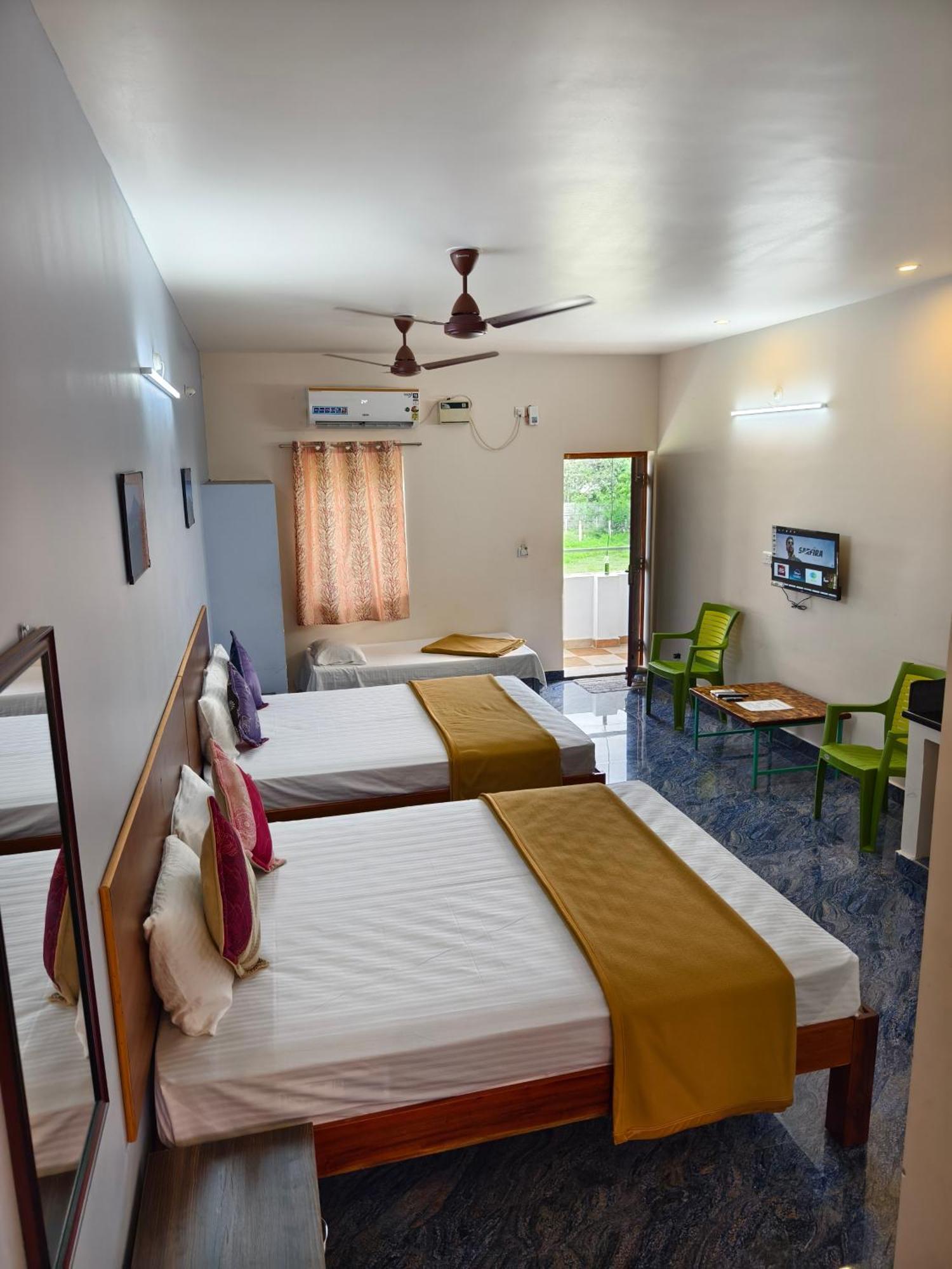 Rpm Home Stay Tiruvannāmalai Eksteriør billede