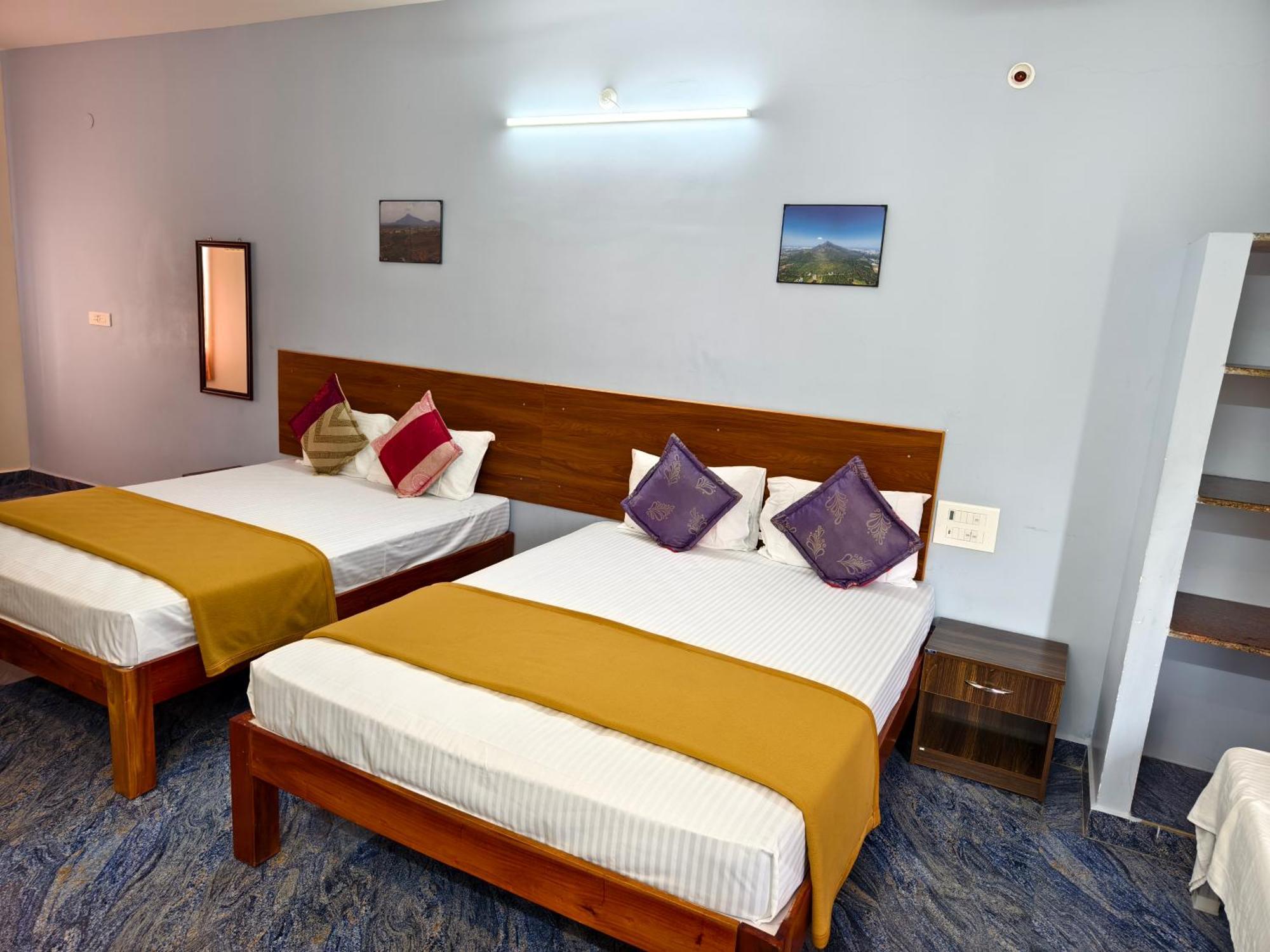 Rpm Home Stay Tiruvannāmalai Eksteriør billede